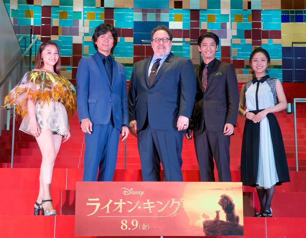 ‘The Lion King’ Holds Premiere in Japan
