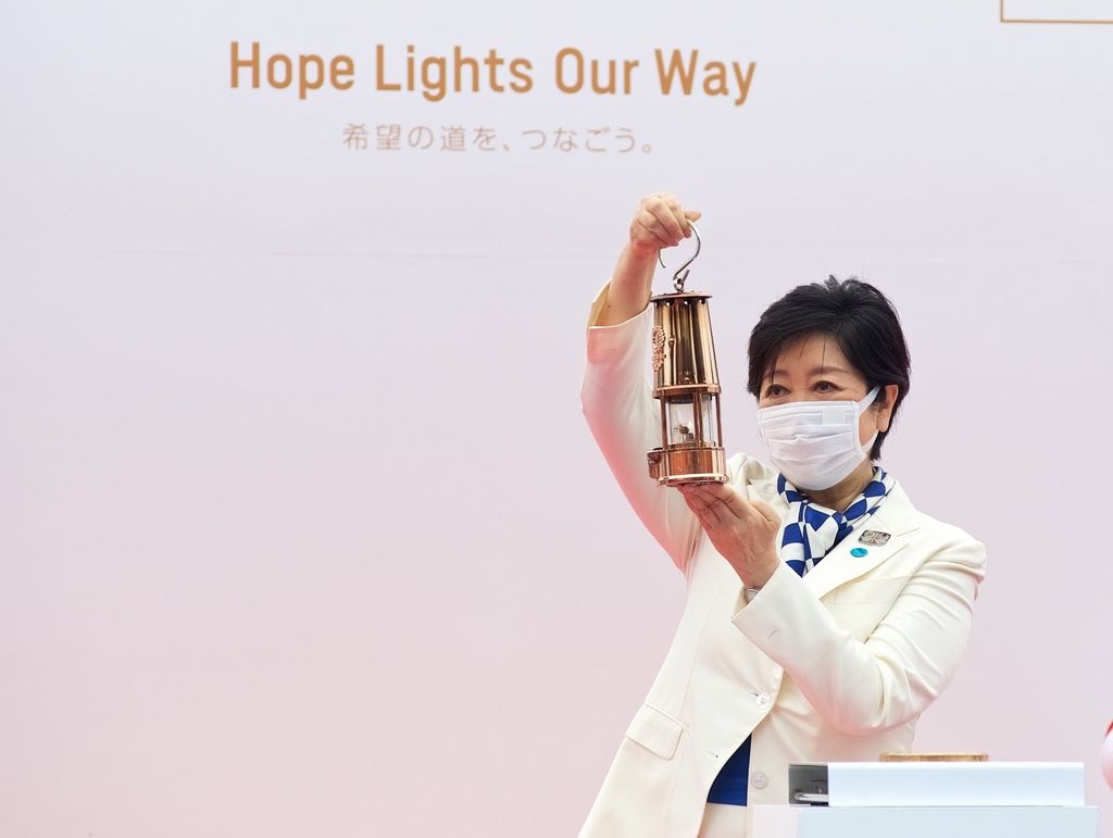 Tokyo Welcomes Olympic Flame