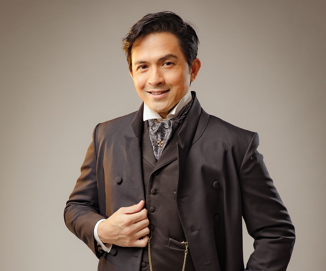 Dennis Trillo Lands on November Cover of Filipino-Japanese Journal Magazine